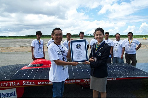 篠塚建次郎 2014年ソーラーカー世界最速ギネス記録